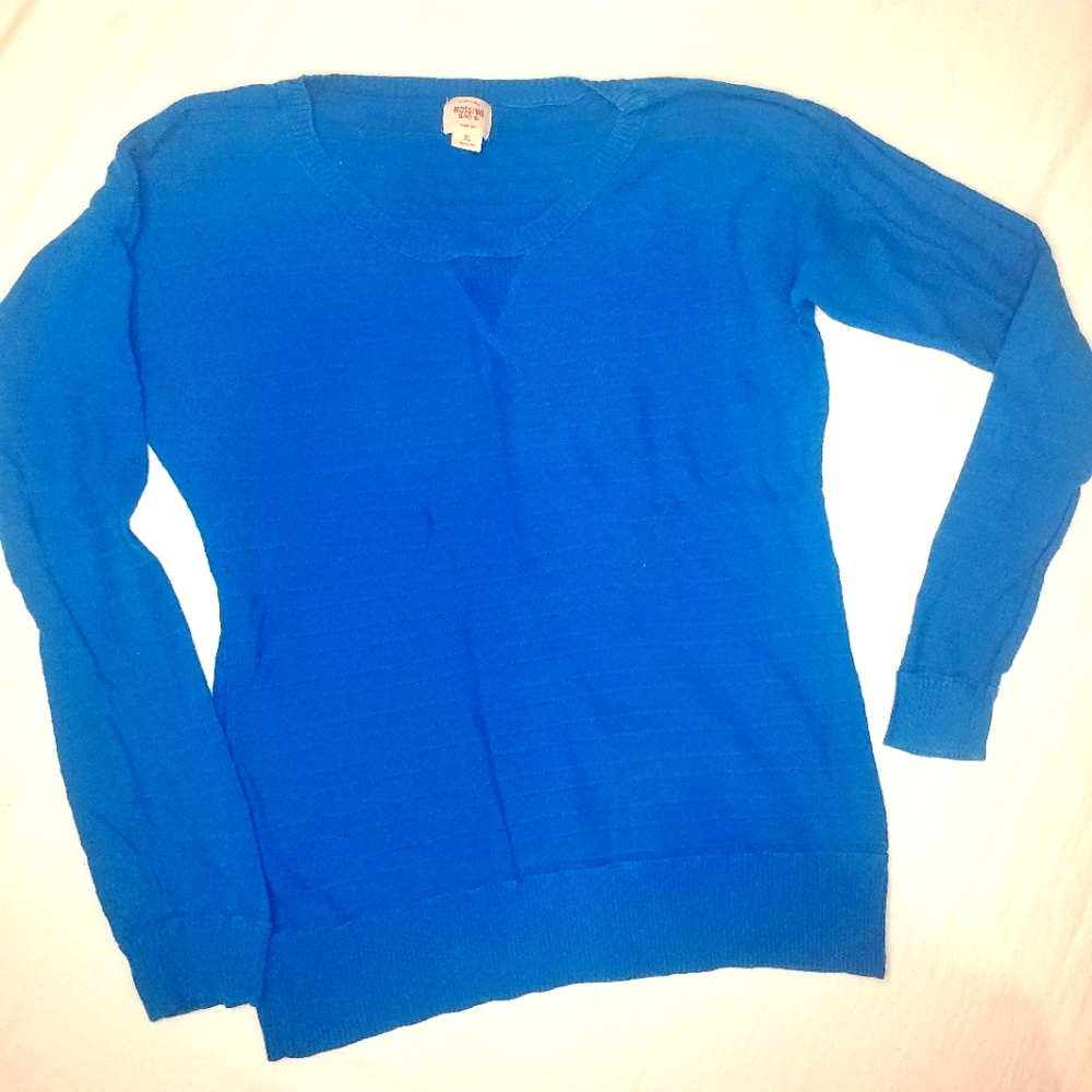 Mossimo Supply Co. Lightweight sweater sz. L